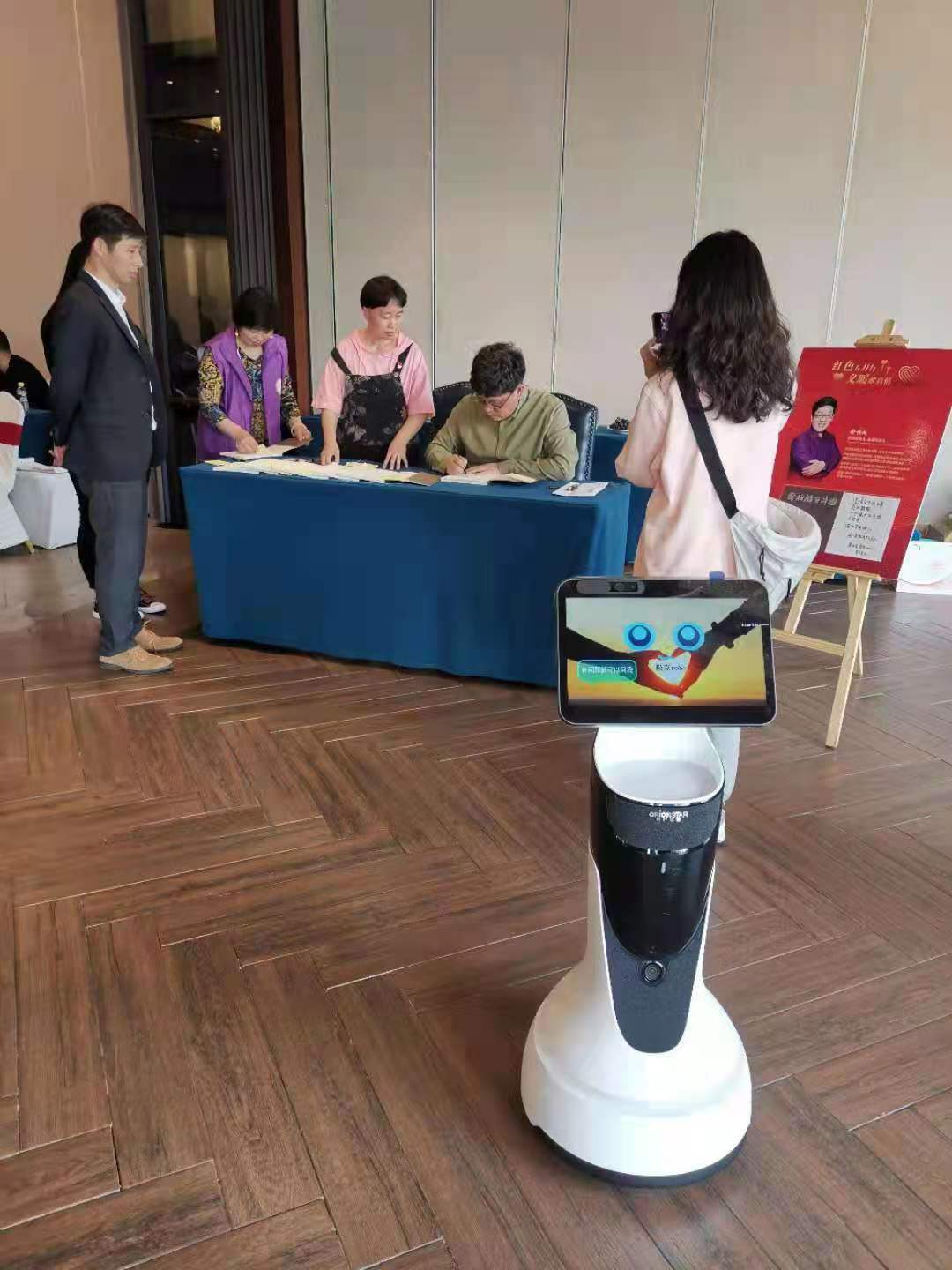 2.jpg 2.jpg